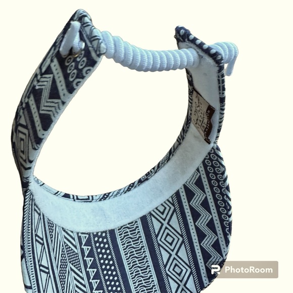 Sun N Sand sun sports visor hat with adjustable cord in back one size fits most. - Picture 4 of 8